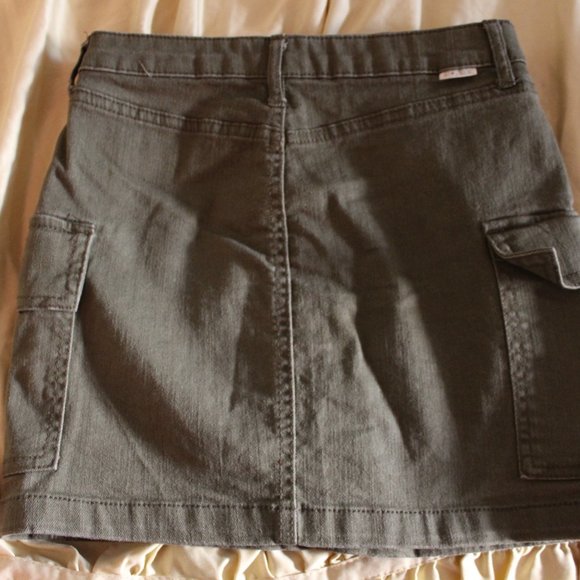 Sky & Sparrow Army Green Mini Skirt - Picture 4 of 6